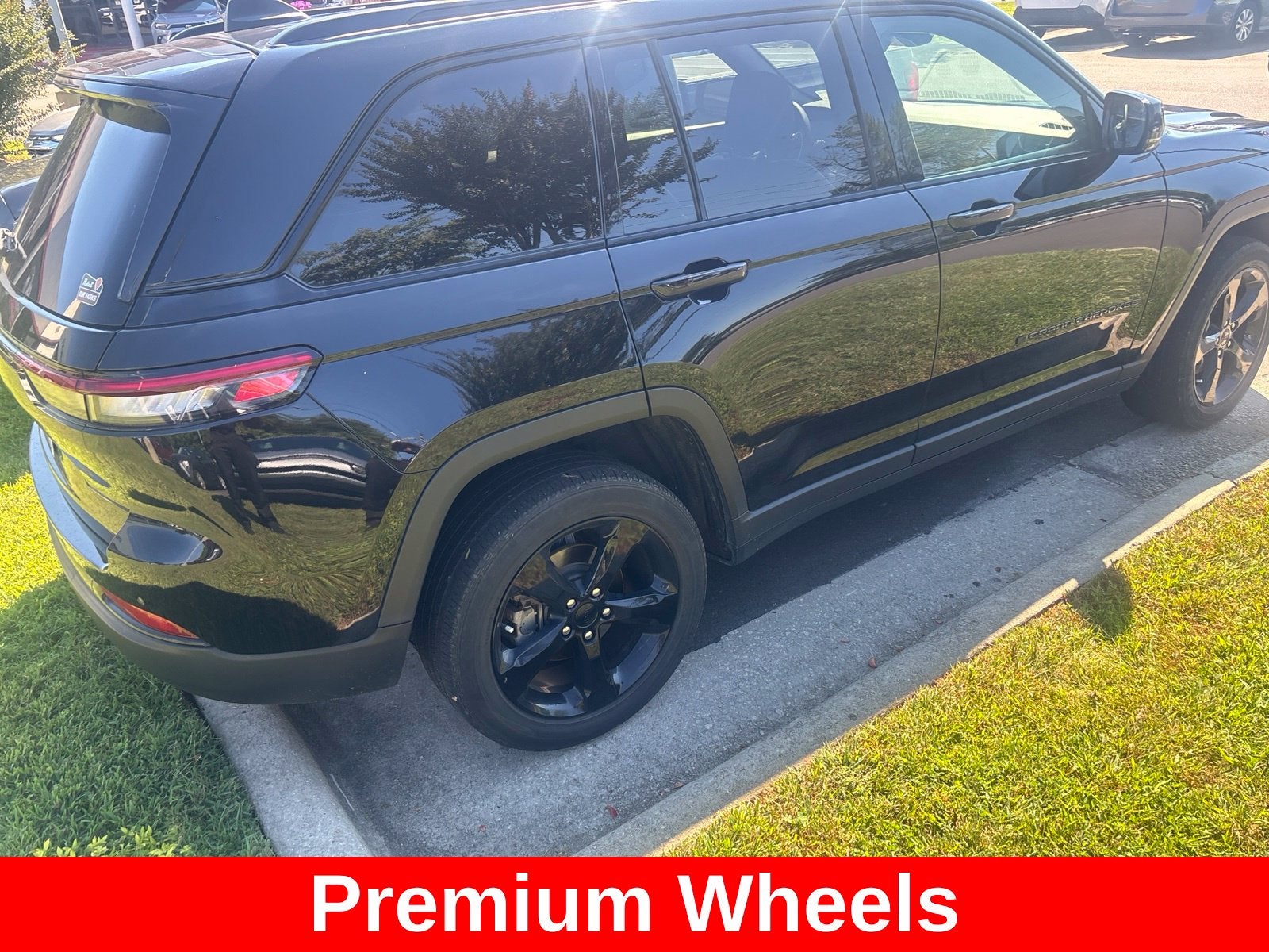2023 Jeep Grand Cherokee Altitude X