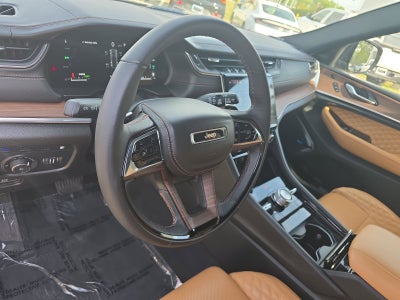 2022 Jeep Grand Cherokee Summit 4xe