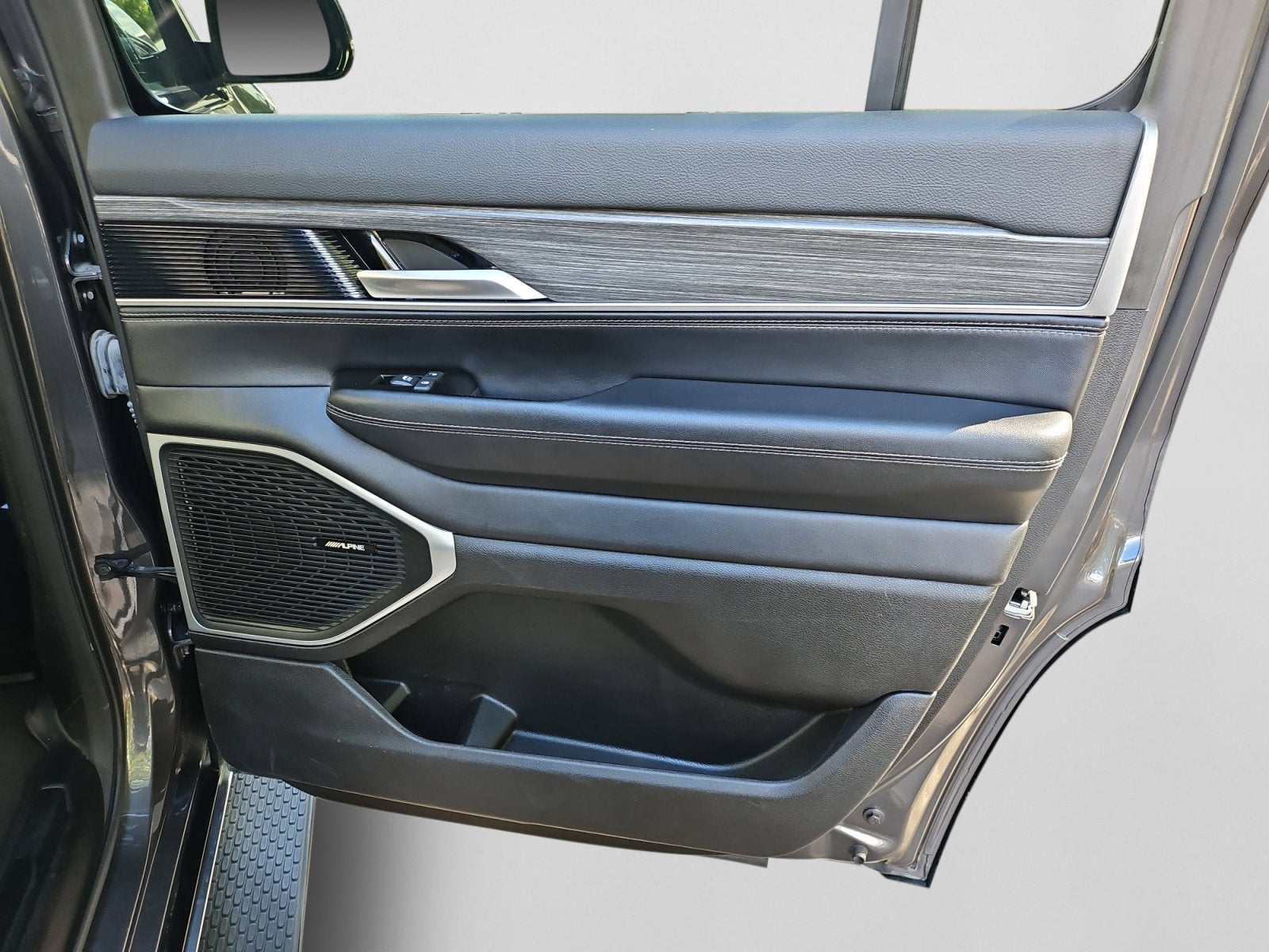 2024 Jeep Wagoneer Series III