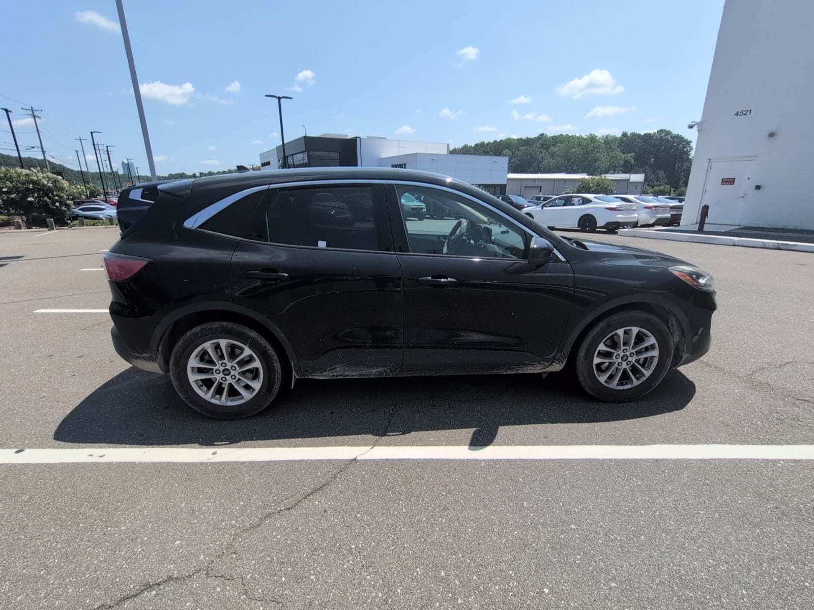 2020 Ford Escape SE