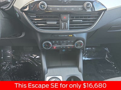 2022 Ford Escape SE