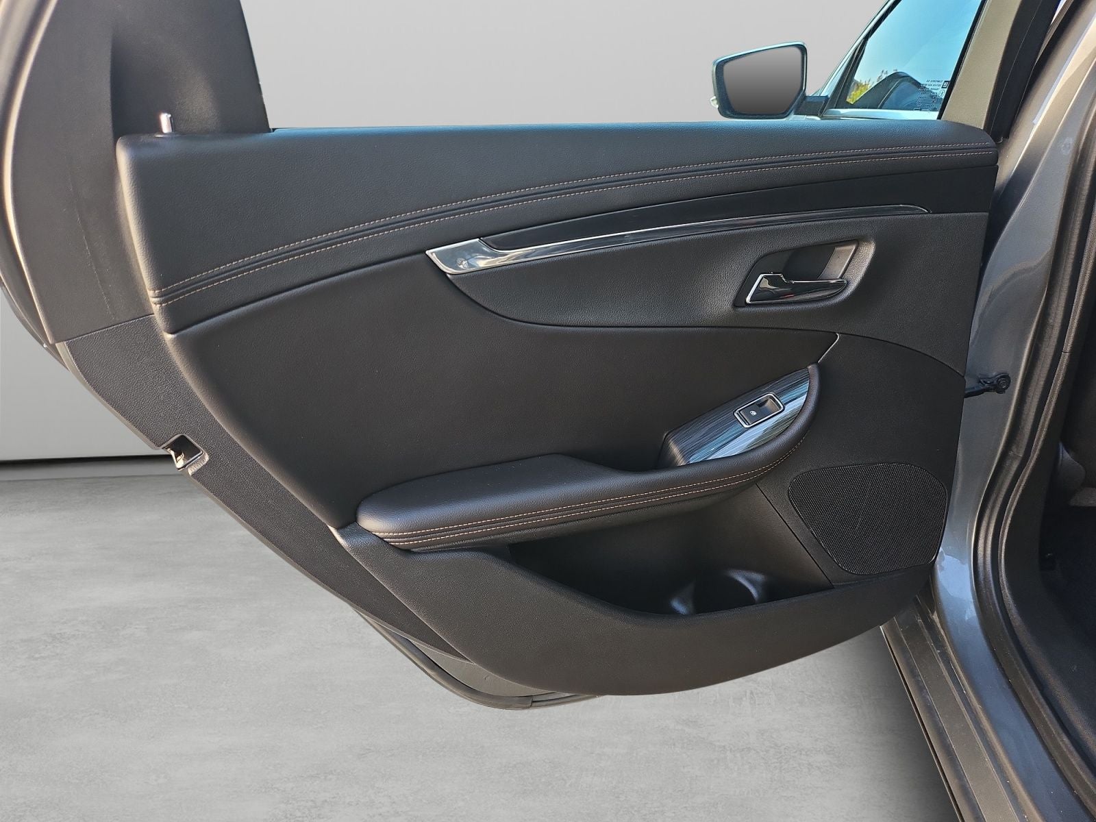 2016 Chevrolet Impala LT 2LT