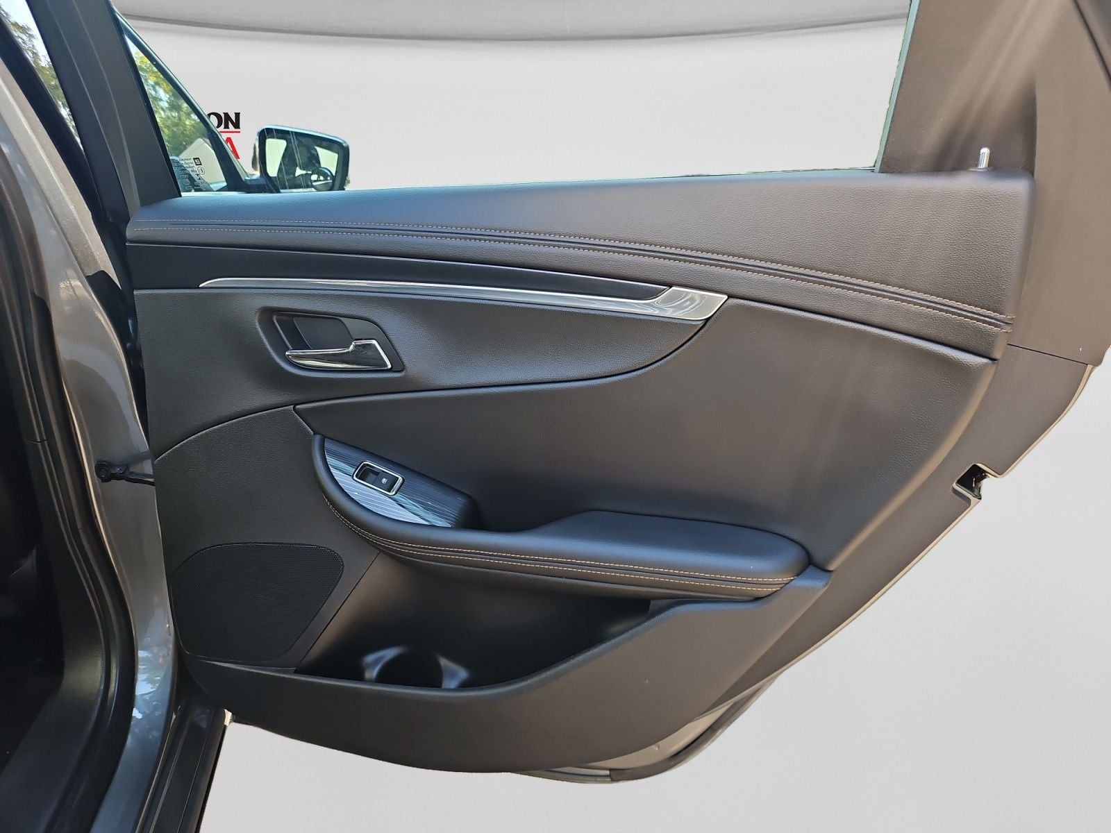 2016 Chevrolet Impala LT 2LT