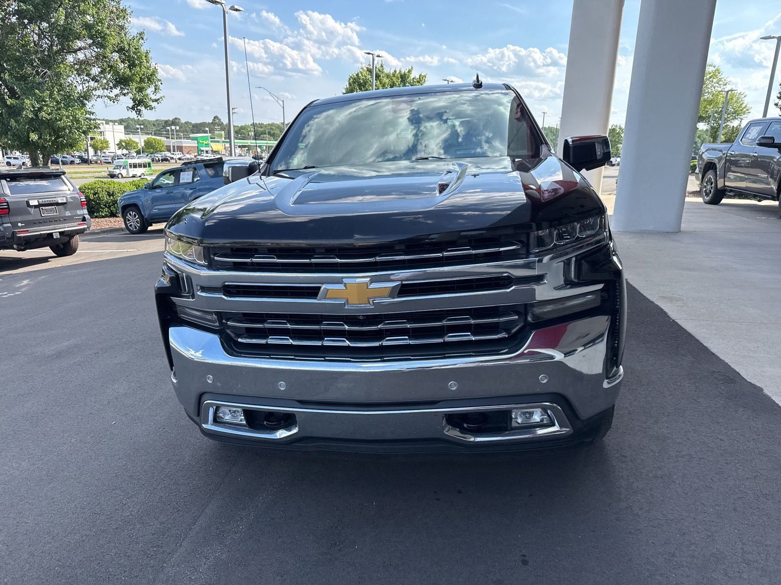 2021 Chevrolet Silverado 1500 LTZ 4X4 Crew Cab Short Box's photo