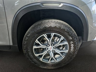 2025 GMC Acadia AT4