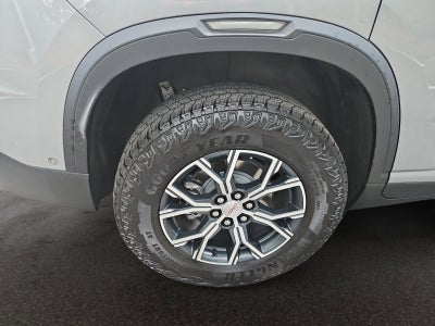 2025 GMC Acadia AT4