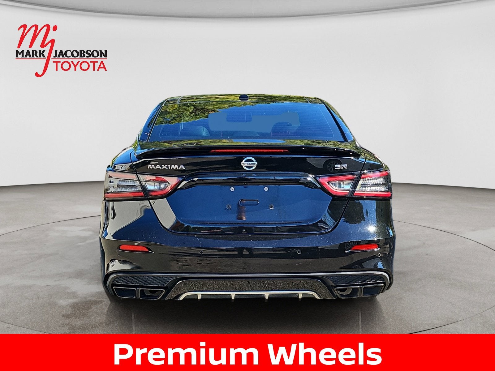 2021 Nissan Maxima SR
