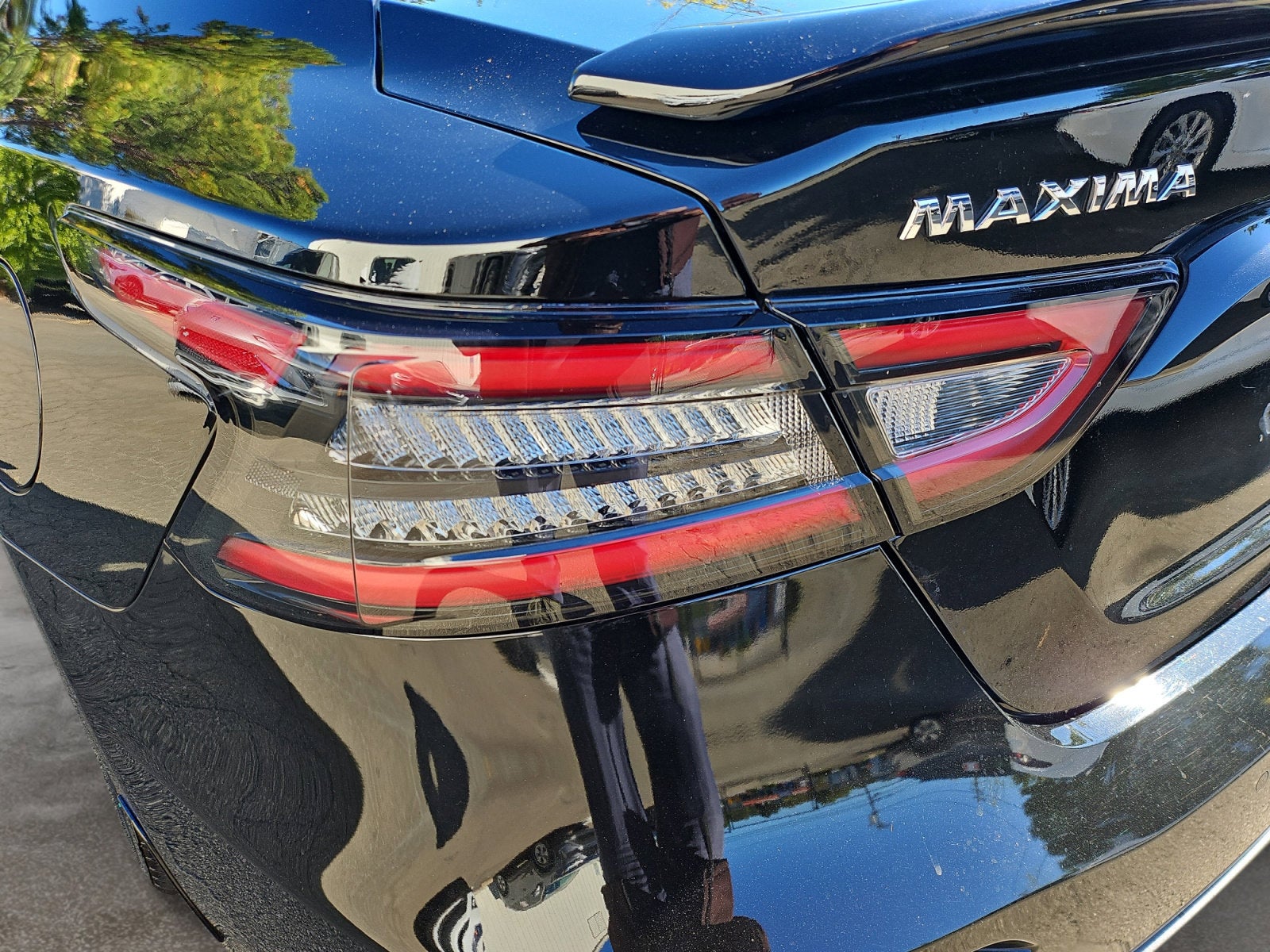 2021 Nissan Maxima SR