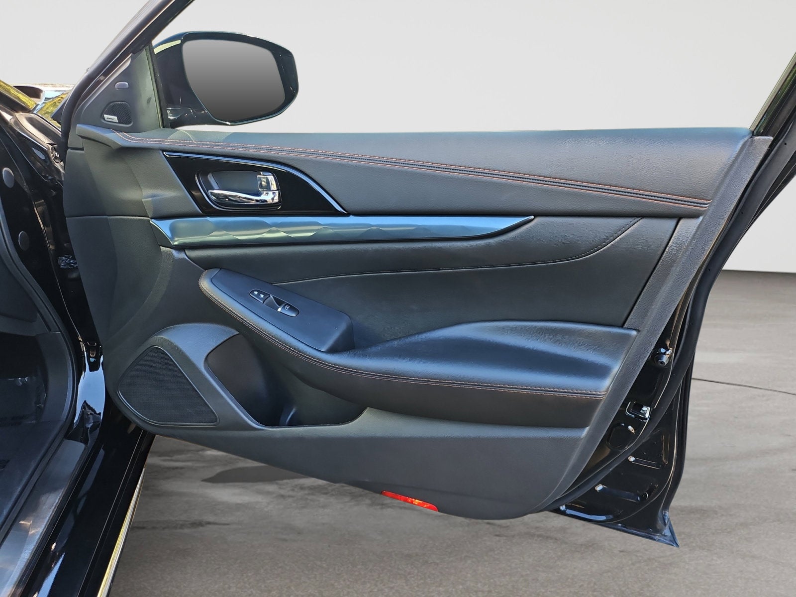 2021 Nissan Maxima SR