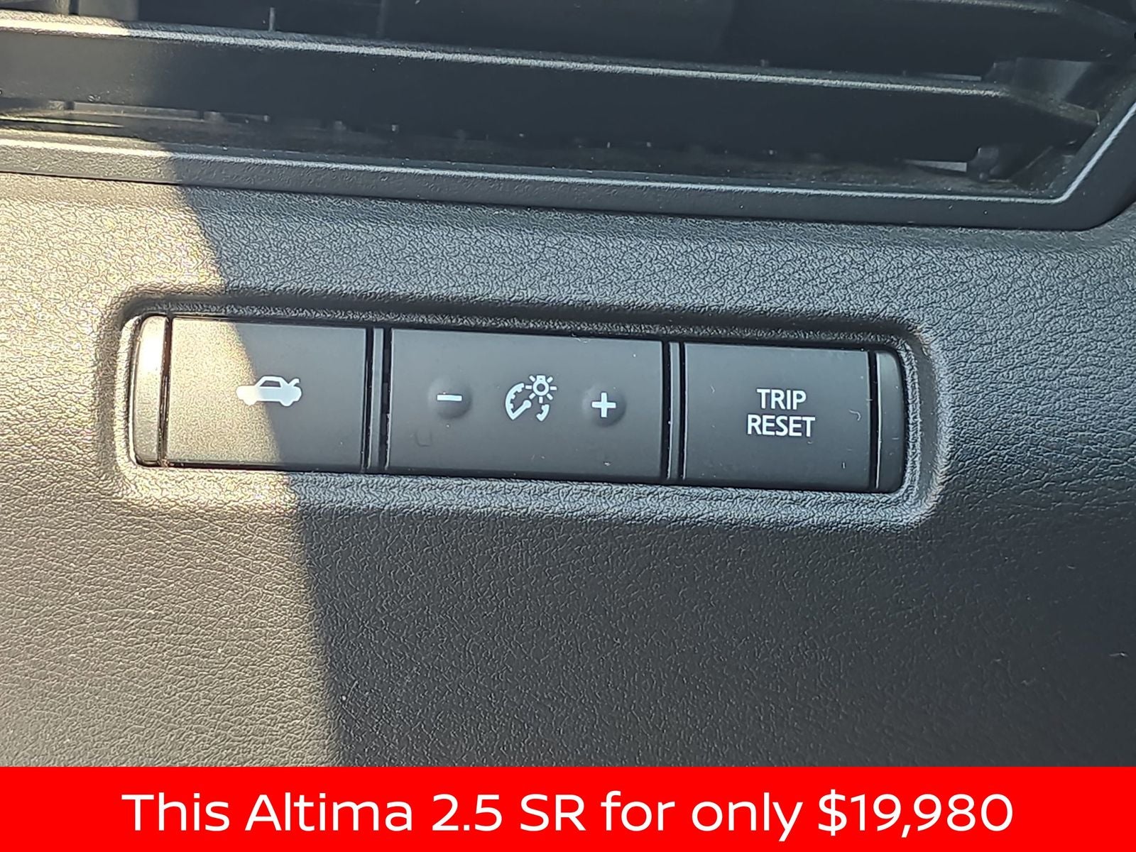 2024 Nissan Altima 2.5 SR