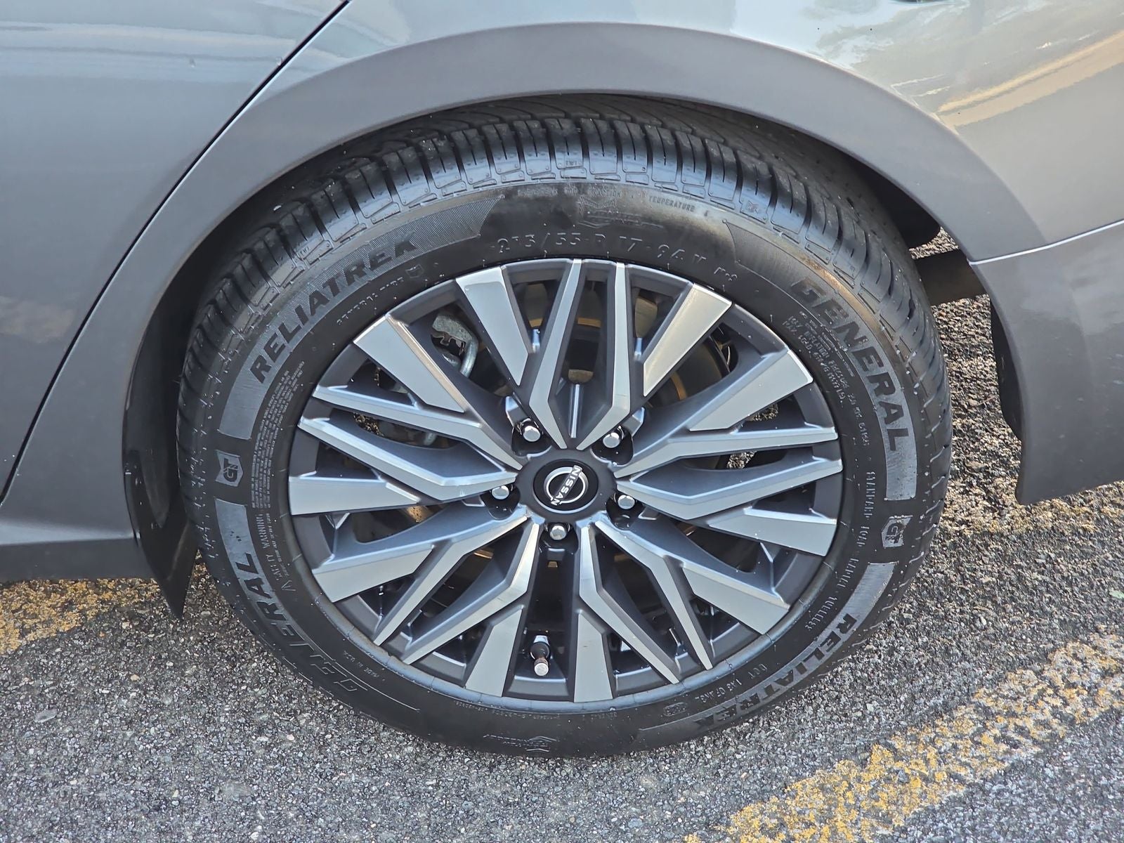 2023 Nissan Altima 2.5 SV