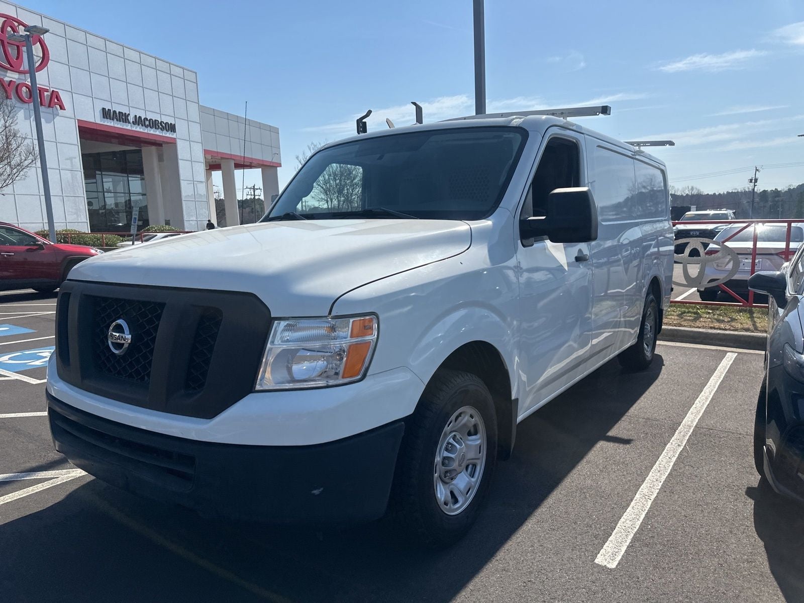 2017 Nissan NV2500 HD SV