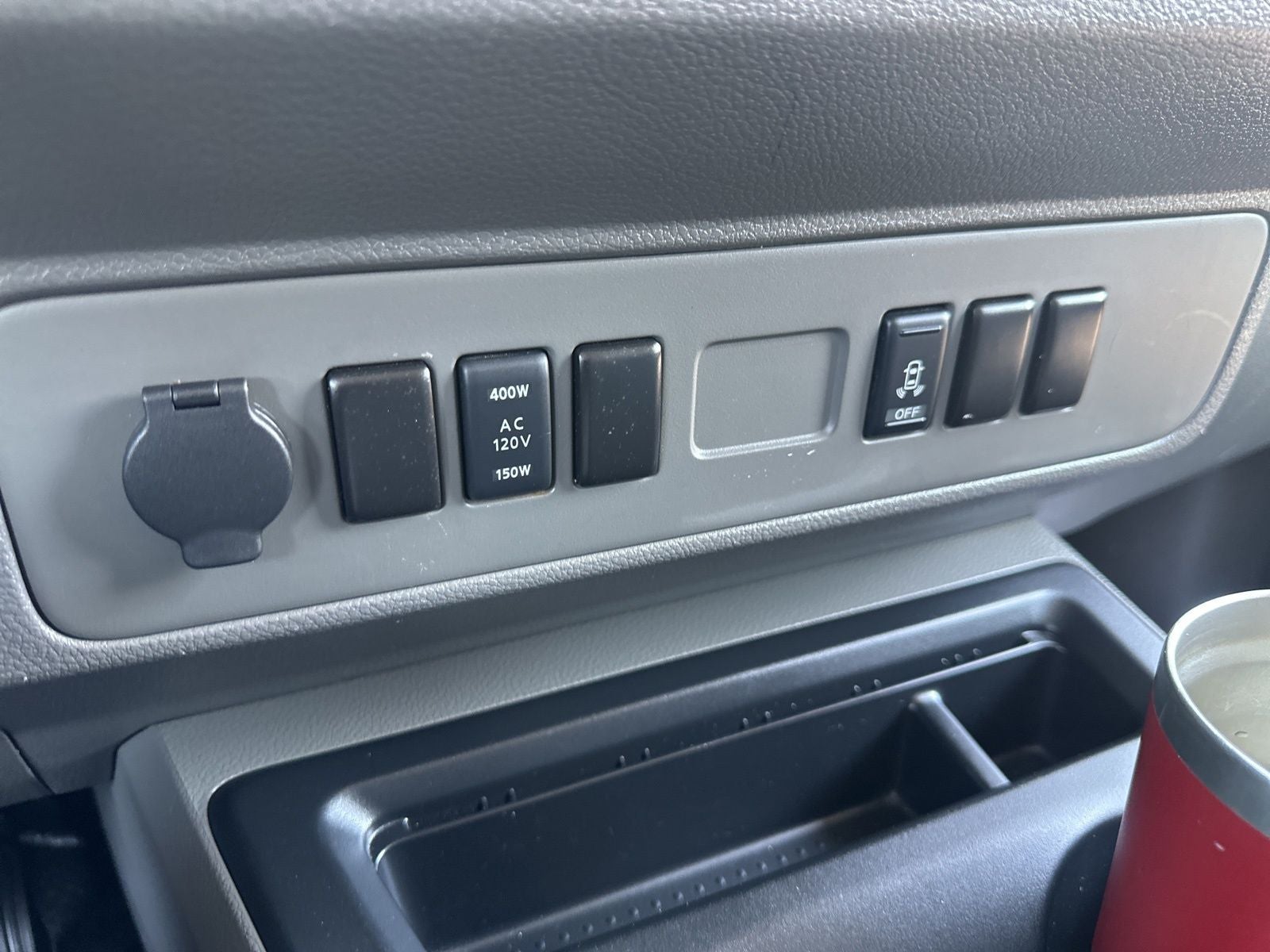 2017 Nissan NV2500 HD SV