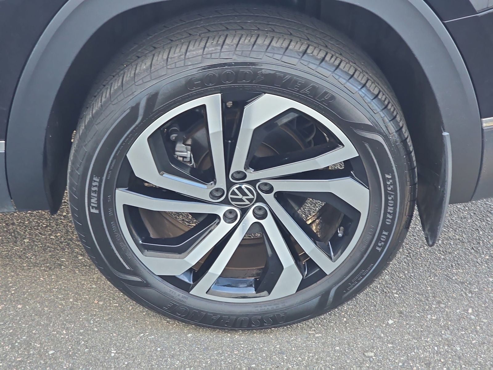 2023 Volkswagen Atlas 2.0T SEL