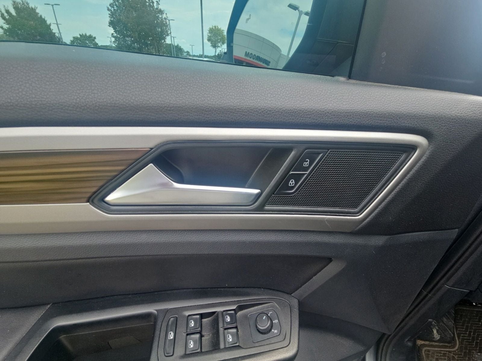 2021 Volkswagen Atlas 3.6L V6 SE w/Technology
