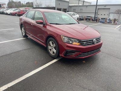 2016 Volkswagen Passat 1.8T R-Line