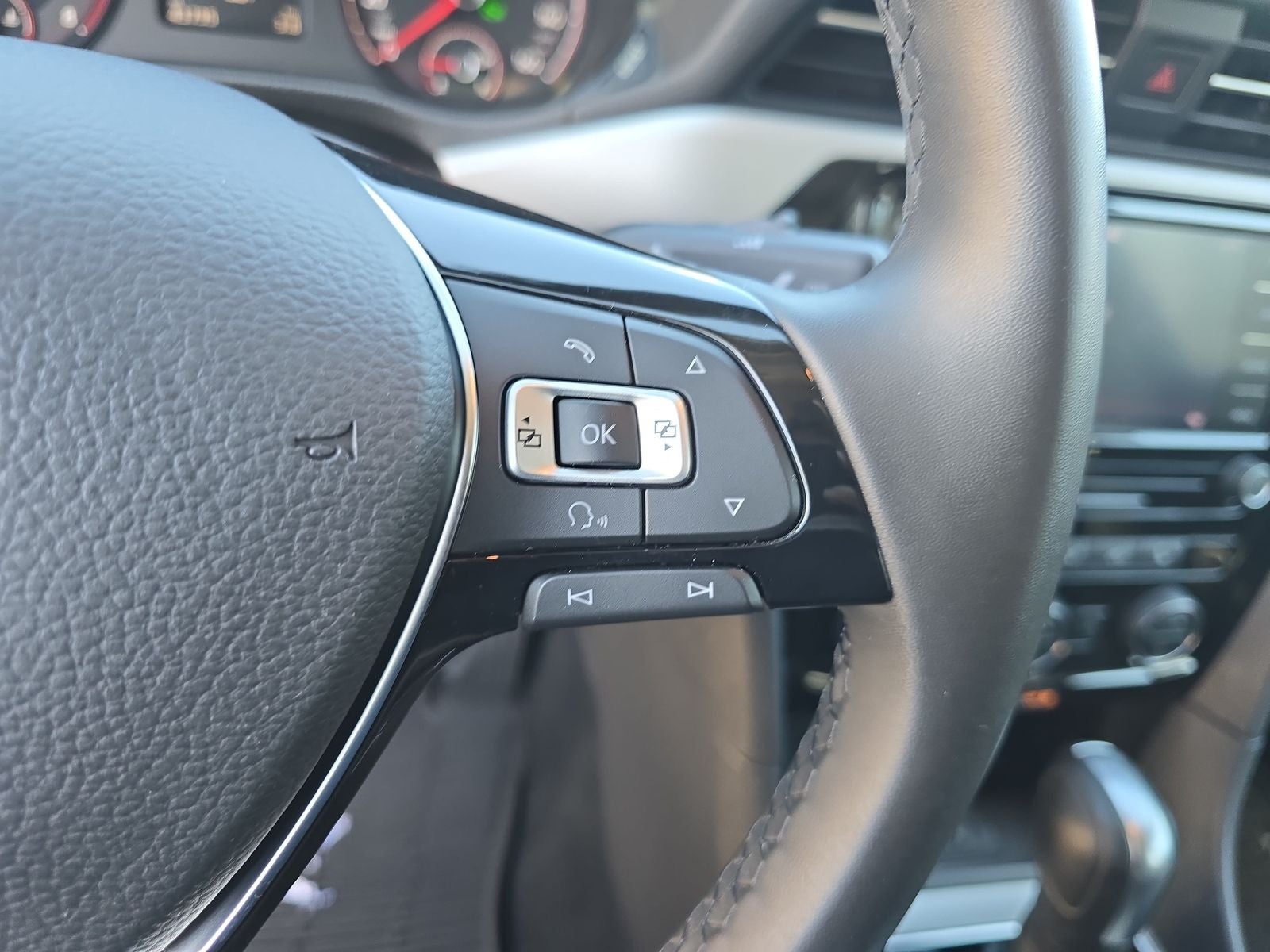 2021 Volkswagen Passat 2.0T SE