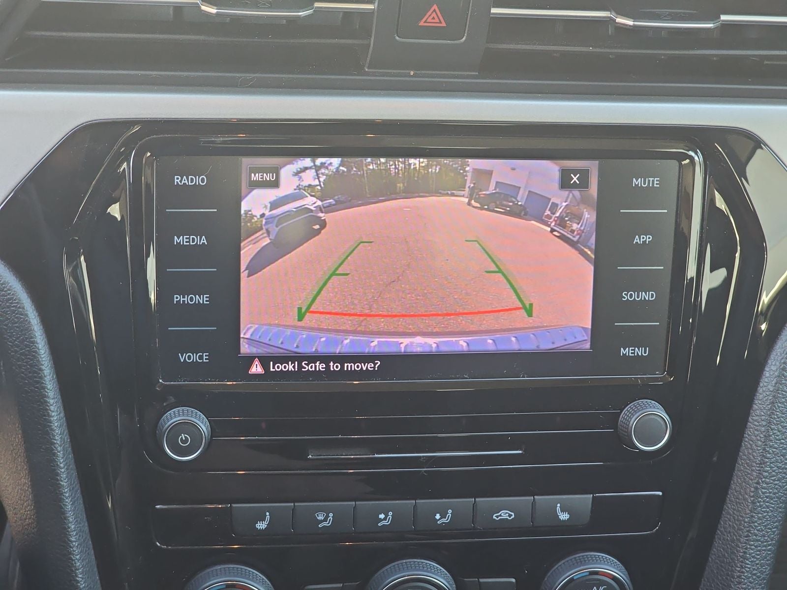 2021 Volkswagen Passat 2.0T SE