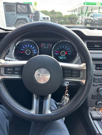 2014 Ford Mustang V6