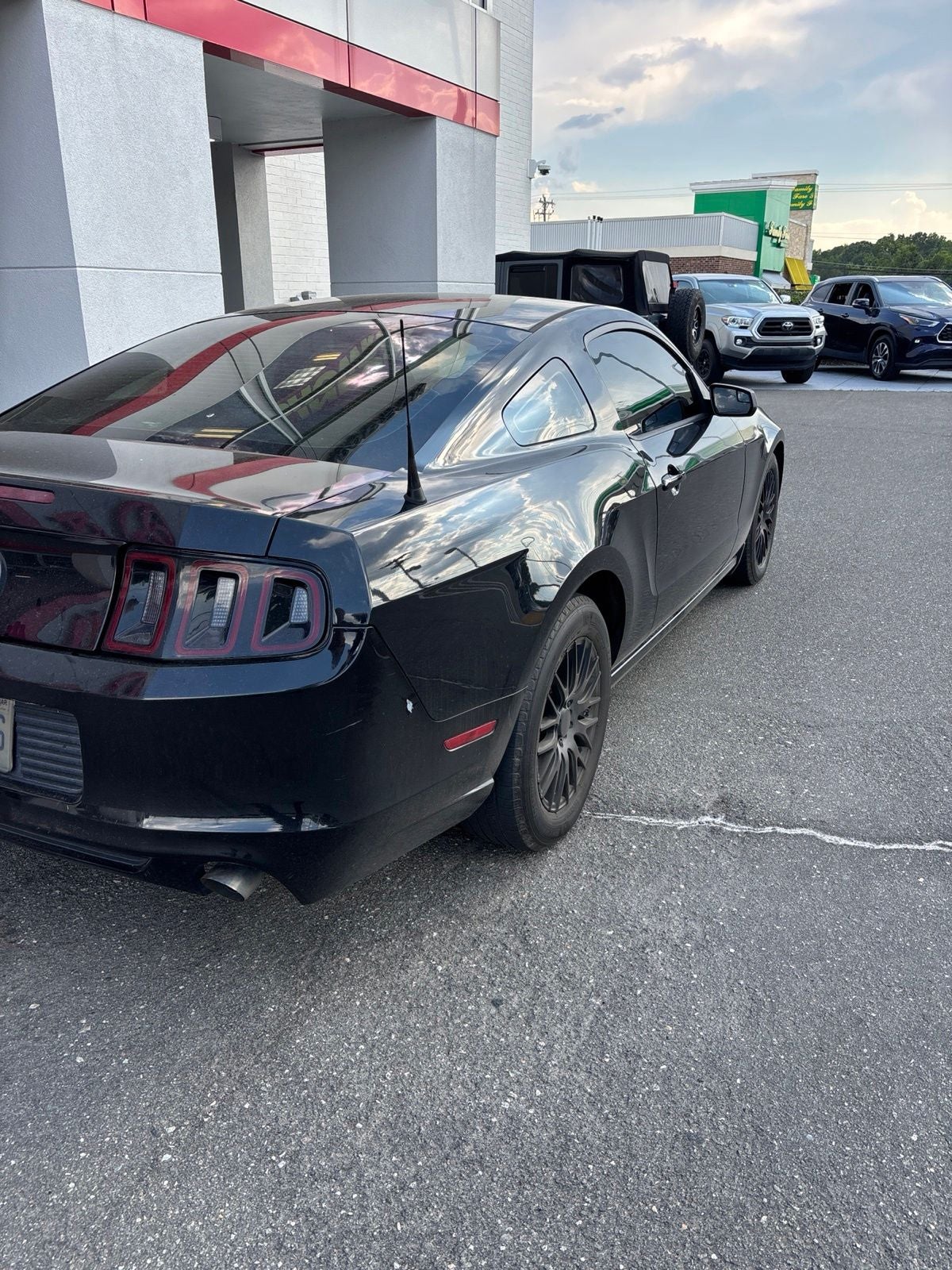 2014 Ford Mustang V6