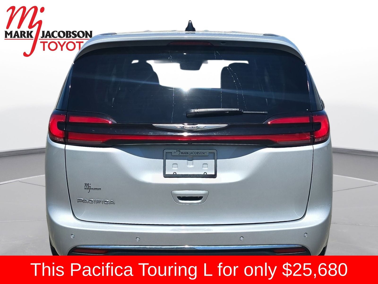 2024 Chrysler Pacifica Touring L