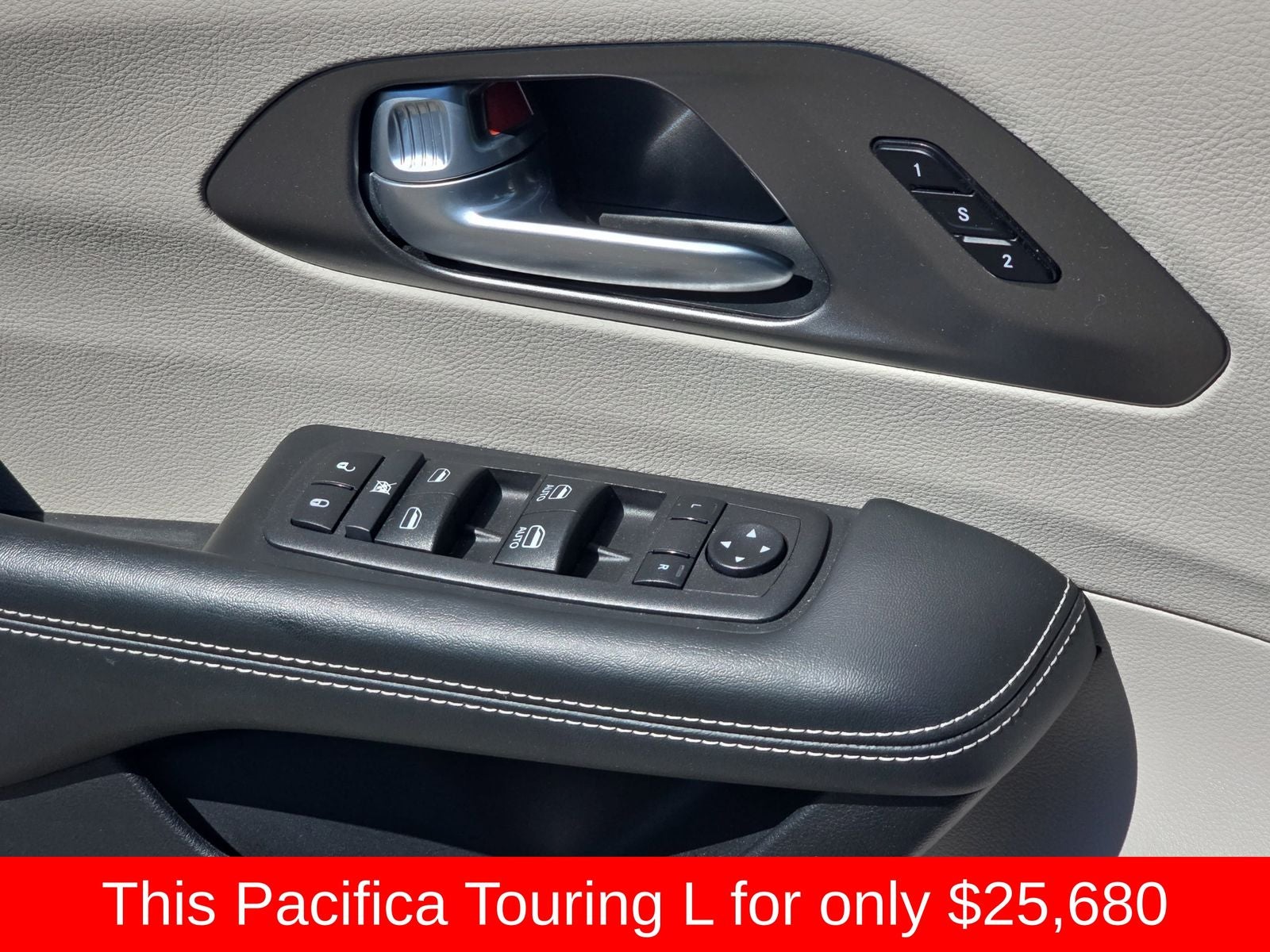 2024 Chrysler Pacifica Touring L