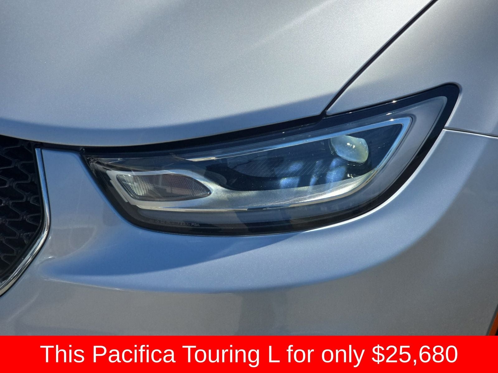 2024 Chrysler Pacifica Touring L