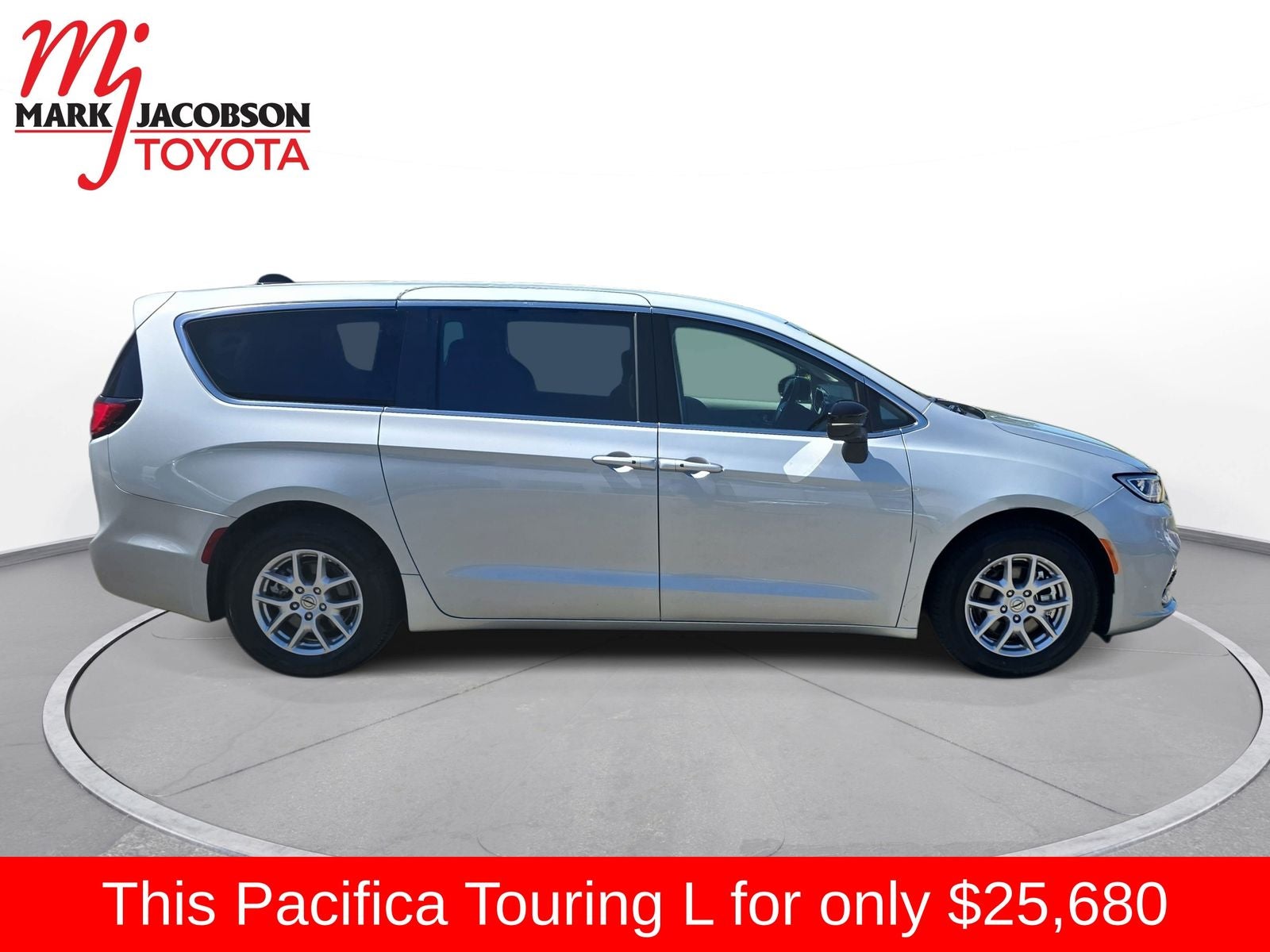2024 Chrysler Pacifica Touring L
