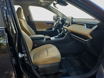 2025 Toyota RAV4 Hybrid XLE Premium