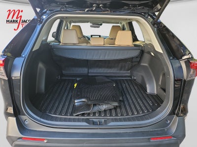 2025 Toyota RAV4 Hybrid XLE Premium