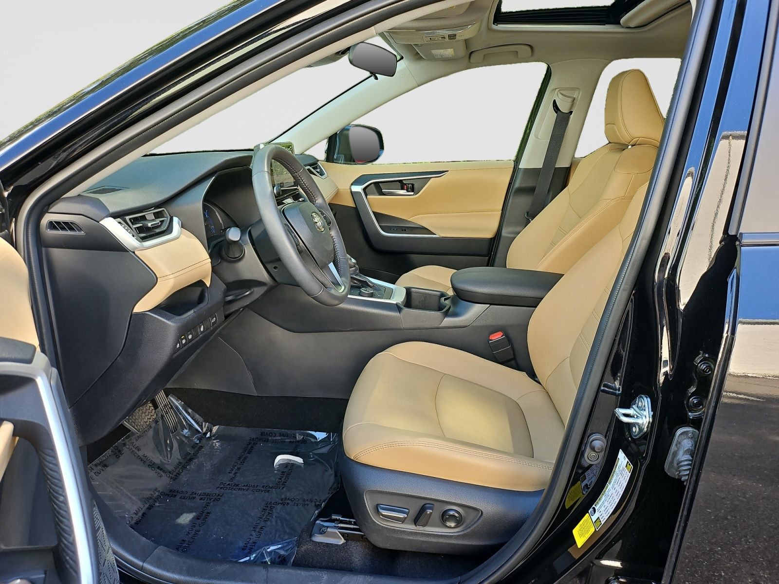 2025 Toyota RAV4 Hybrid XLE Premium