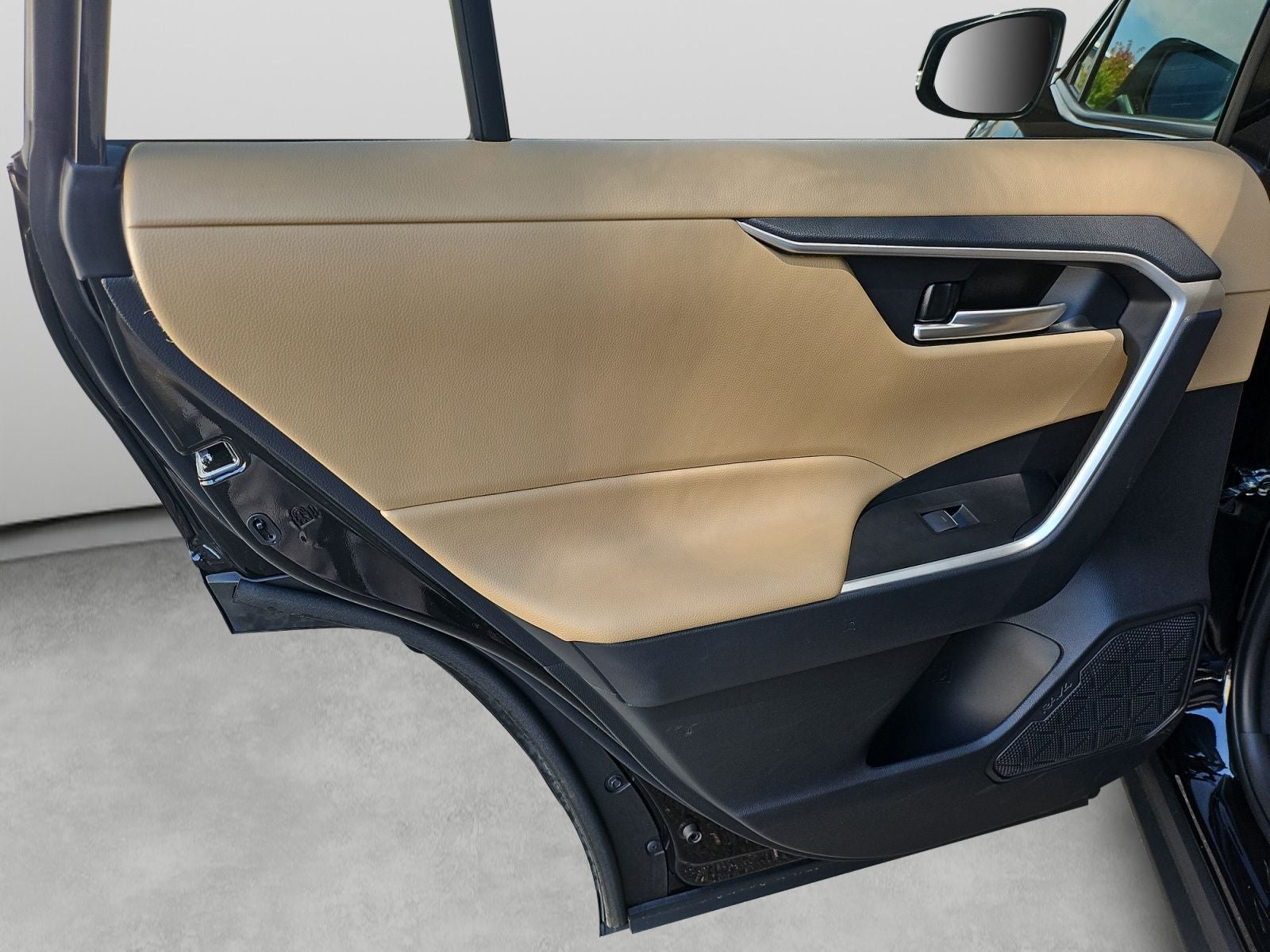 2025 Toyota RAV4 Hybrid XLE Premium