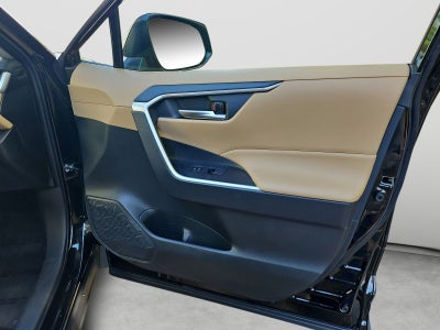2025 Toyota RAV4 Hybrid XLE Premium