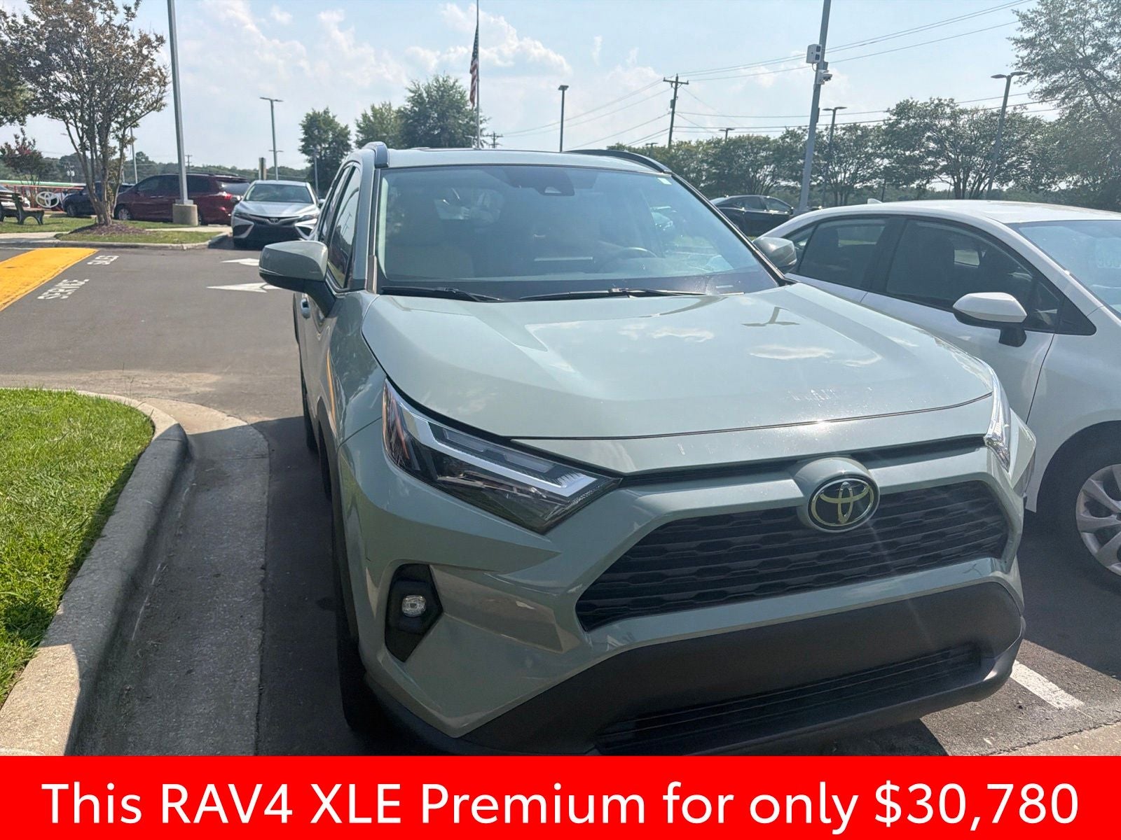 2022 Toyota RAV4 XLE Premium