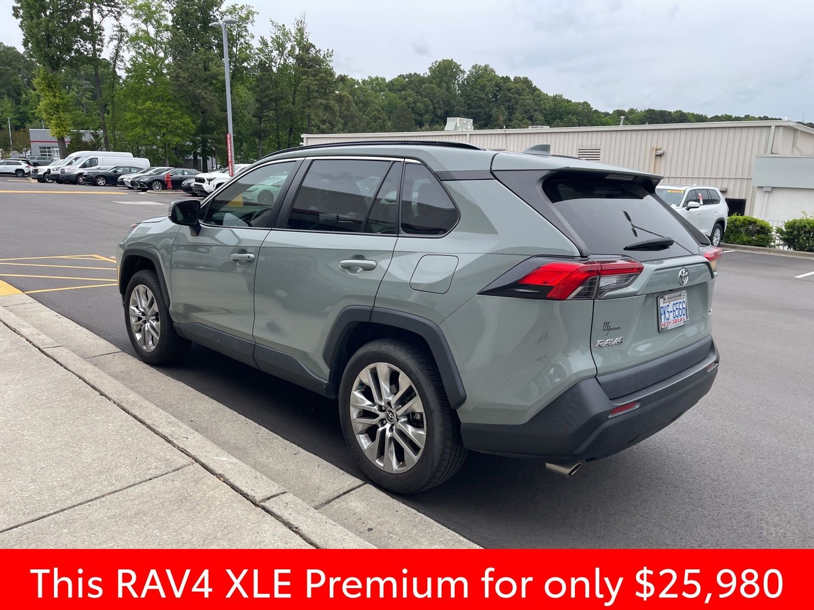 2021 Toyota RAV4 XLE Premium
