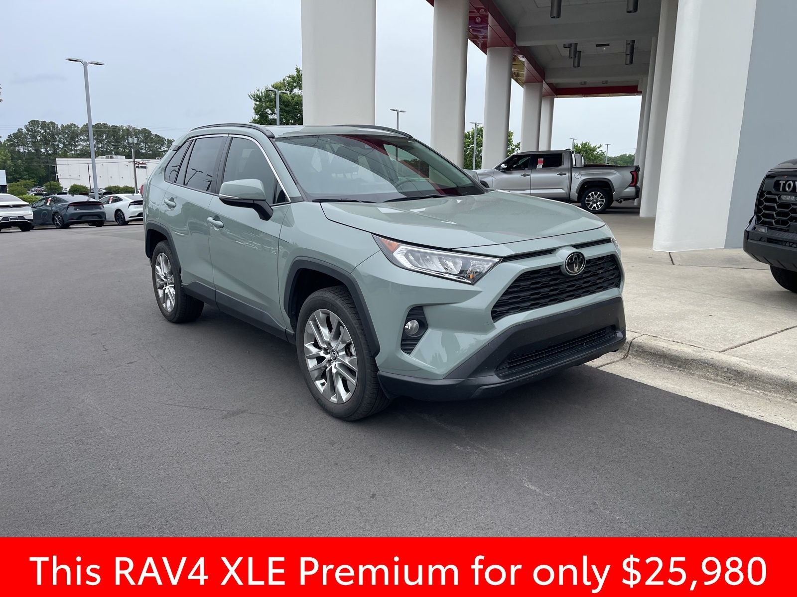 2021 Toyota RAV4 XLE Premium