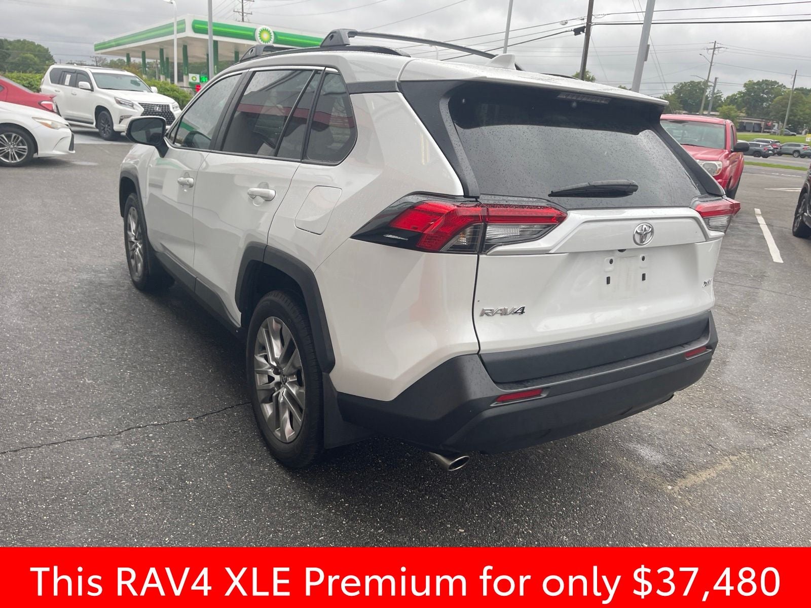 2025 Toyota RAV4 XLE Premium