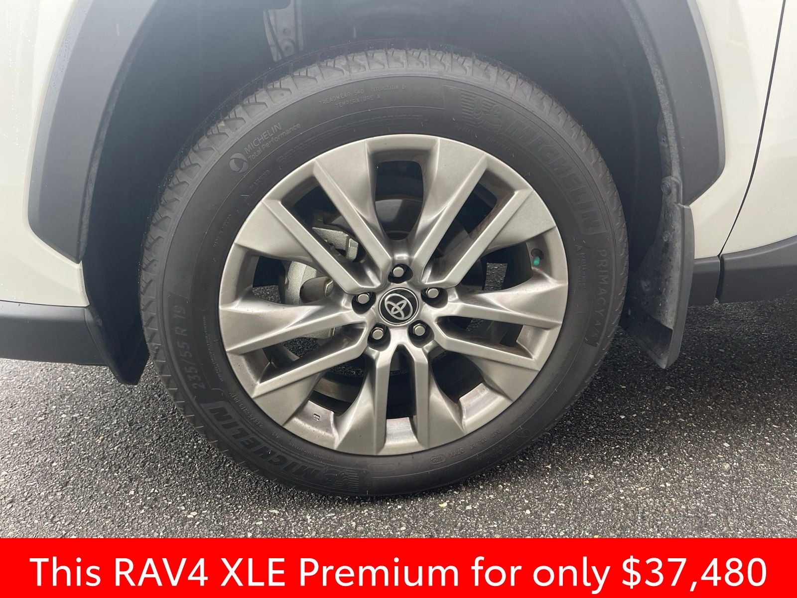 2025 Toyota RAV4 XLE Premium