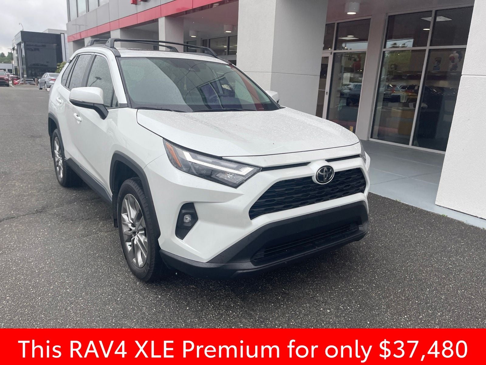 2025 Toyota RAV4 XLE Premium