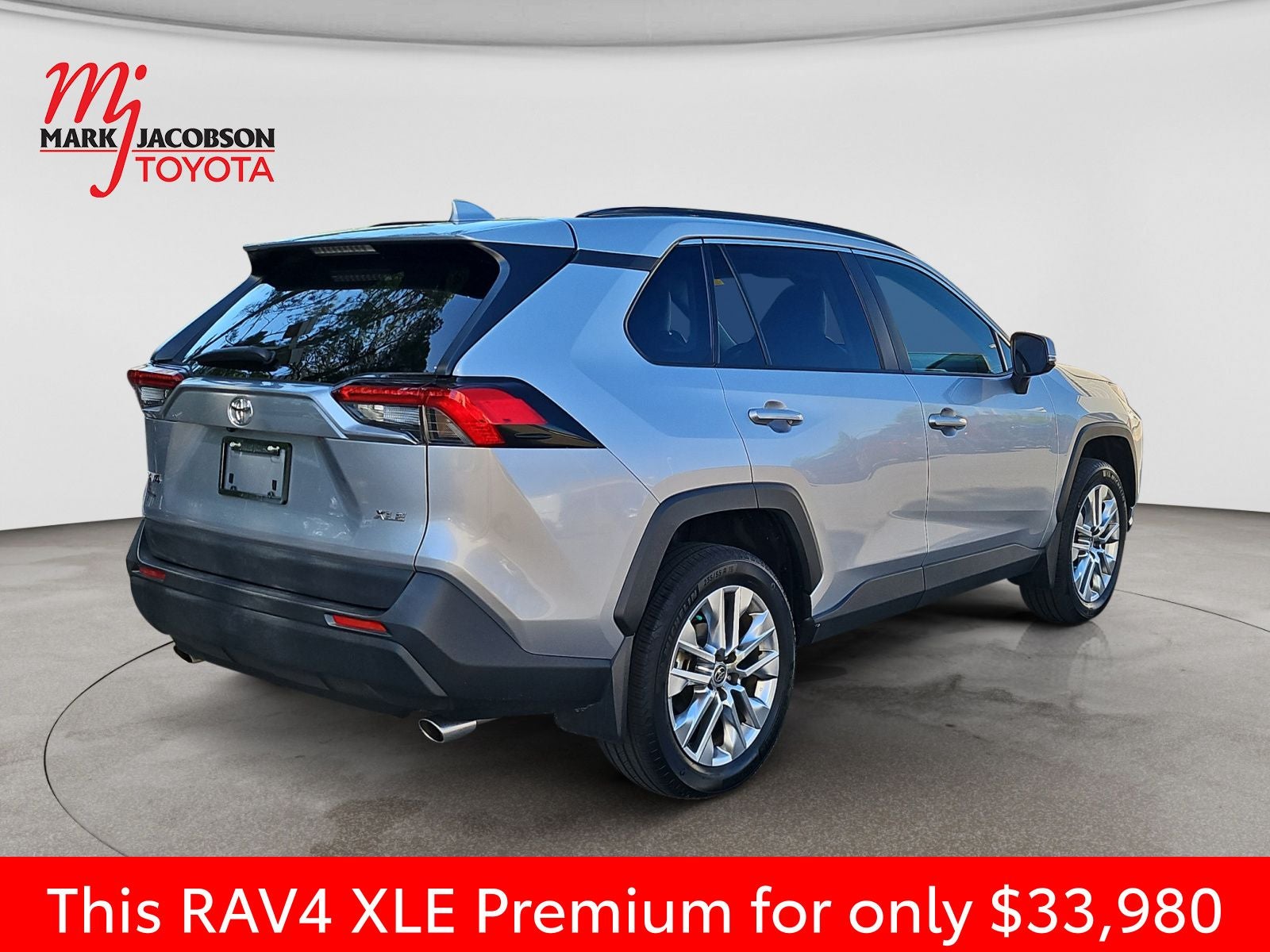 2023 Toyota RAV4 XLE Premium