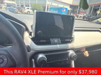 2025 Toyota RAV4 XLE Premium