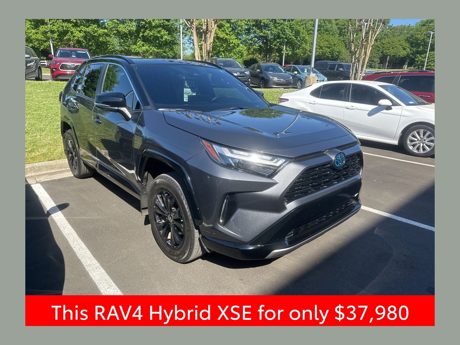 2024 Toyota RAV4 Hybrid XSE
