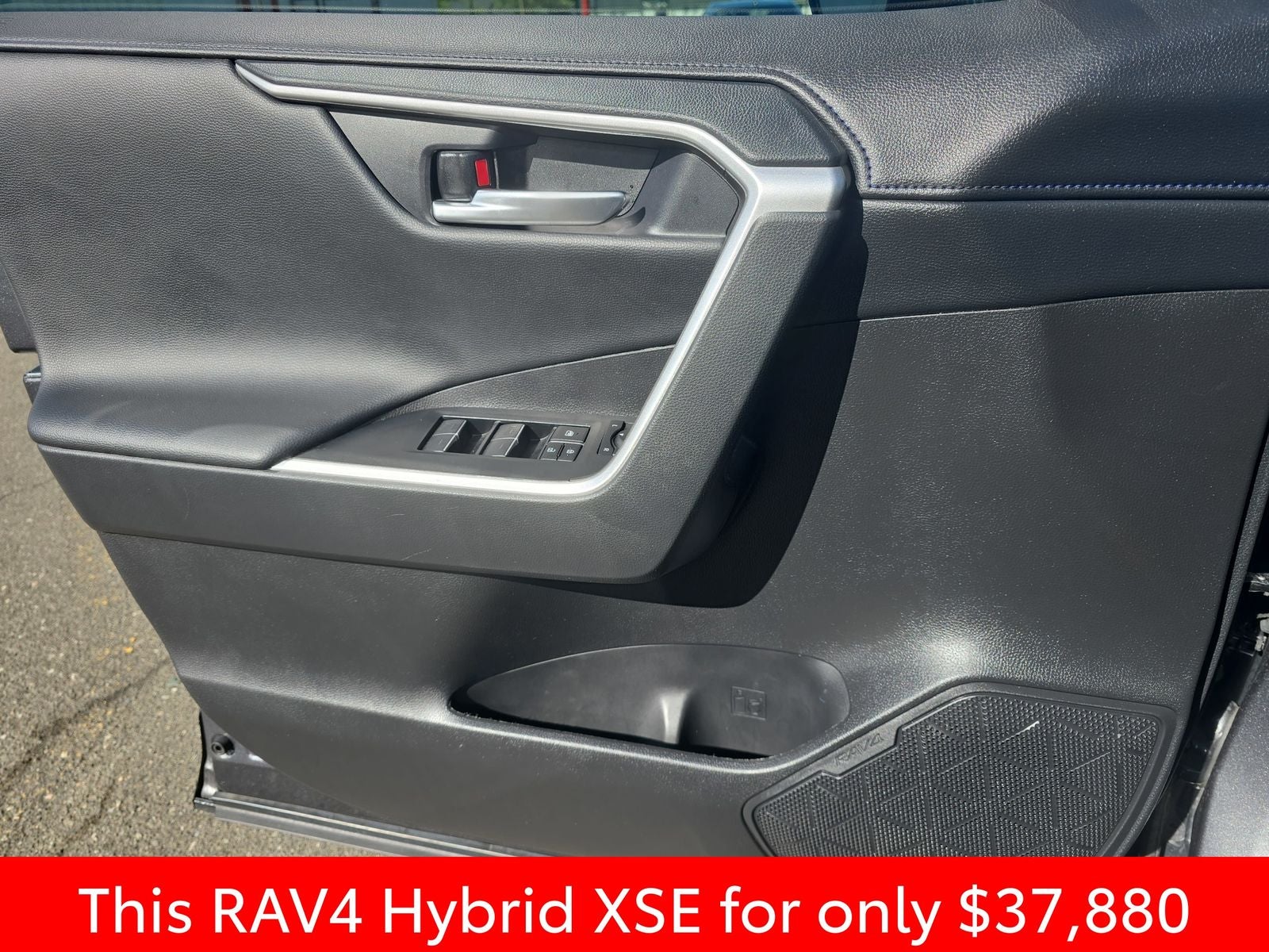 2024 Toyota RAV4 Hybrid XSE