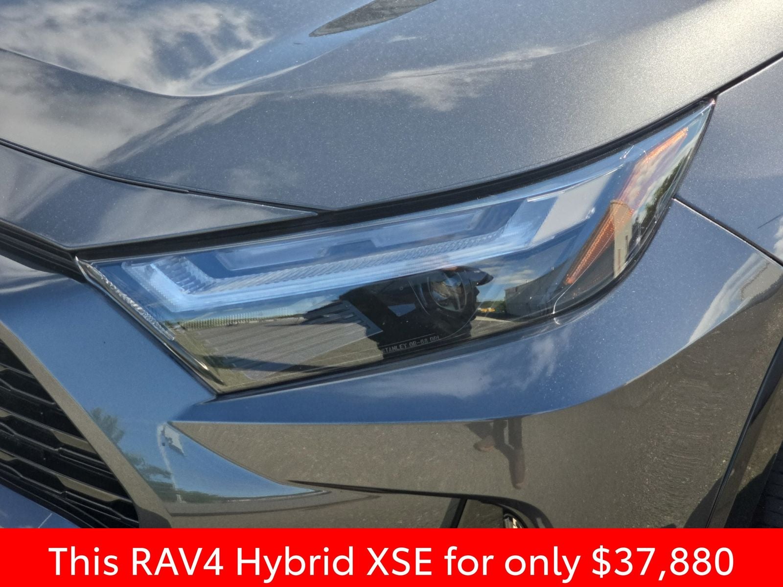 2024 Toyota RAV4 Hybrid XSE