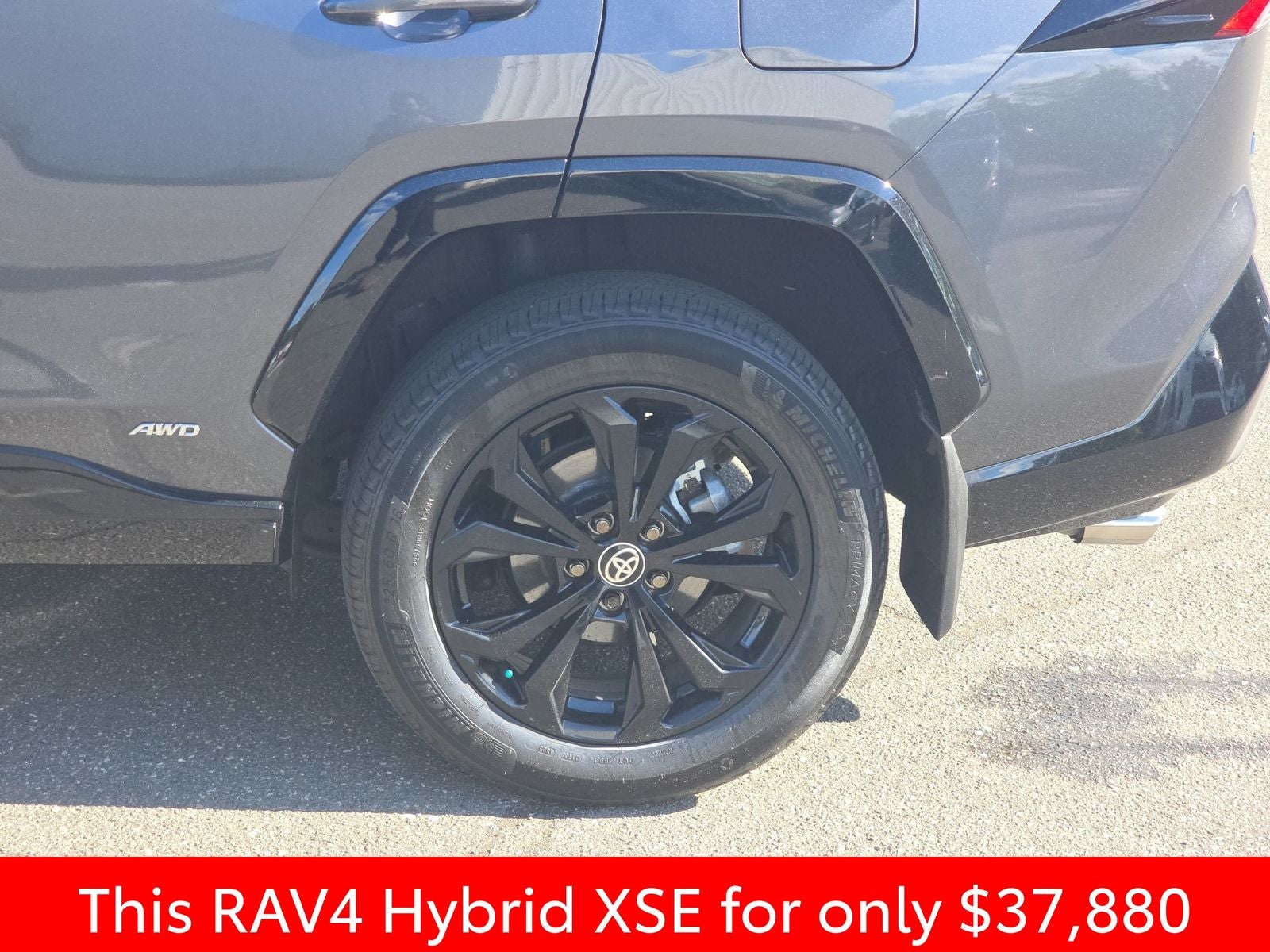 2024 Toyota RAV4 Hybrid XSE