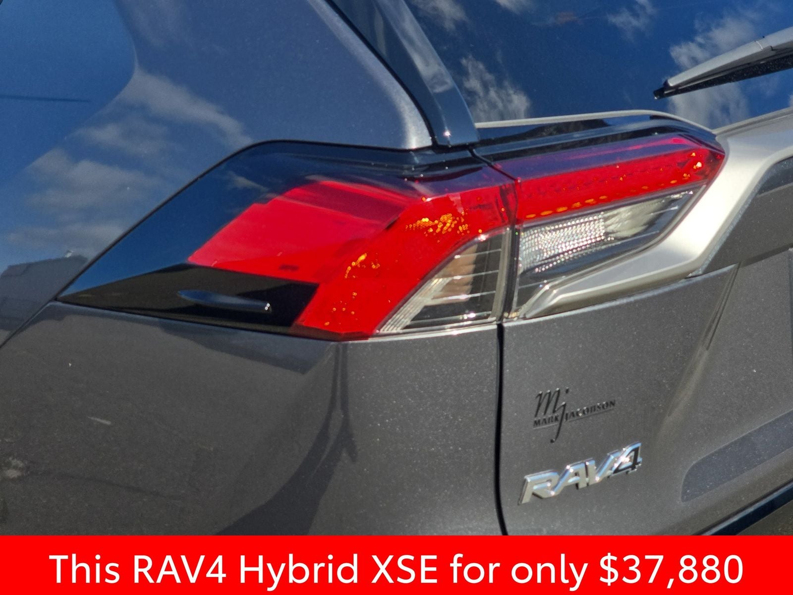 2024 Toyota RAV4 Hybrid XSE
