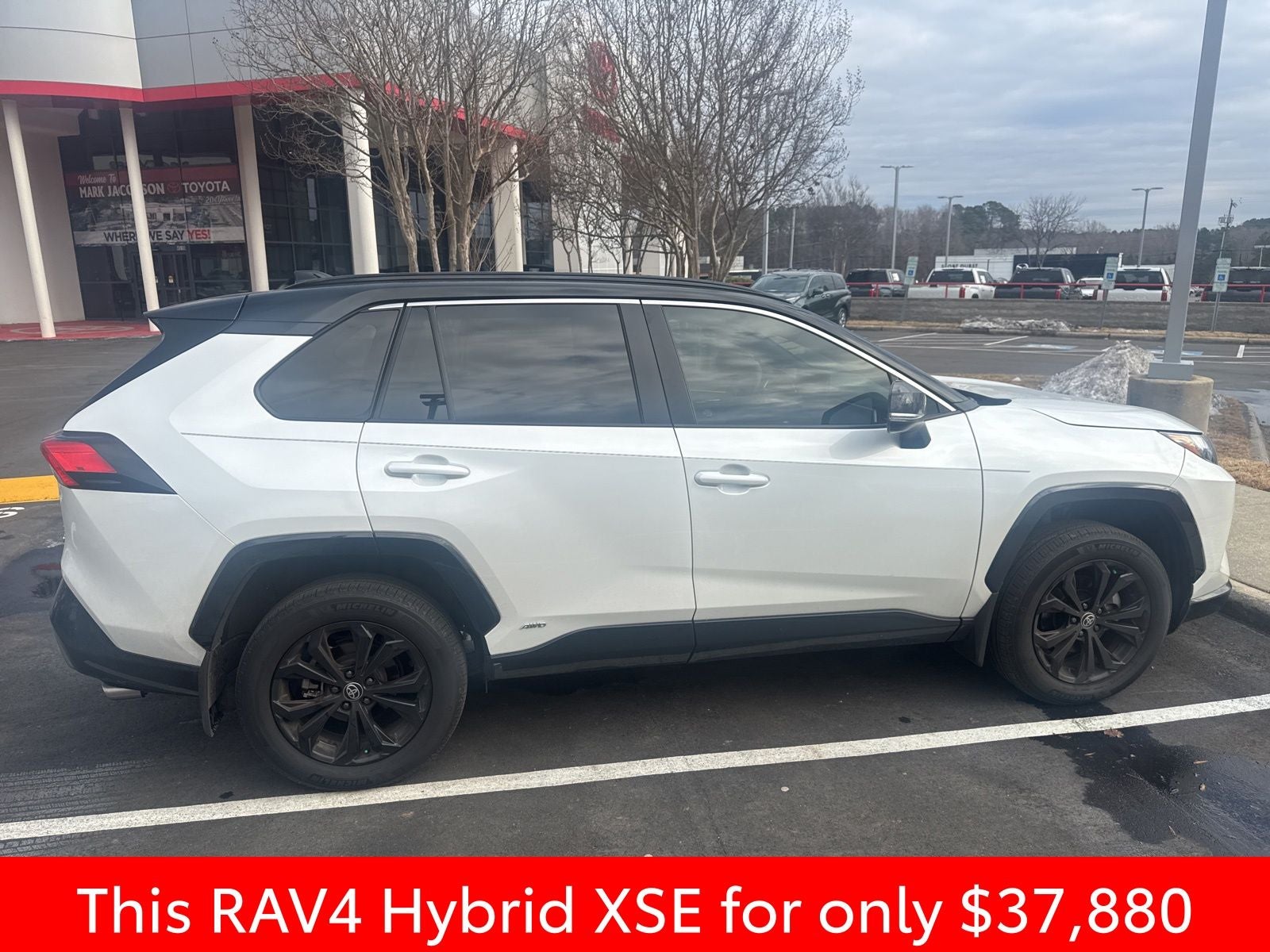 2024 Toyota RAV4 Hybrid XSE