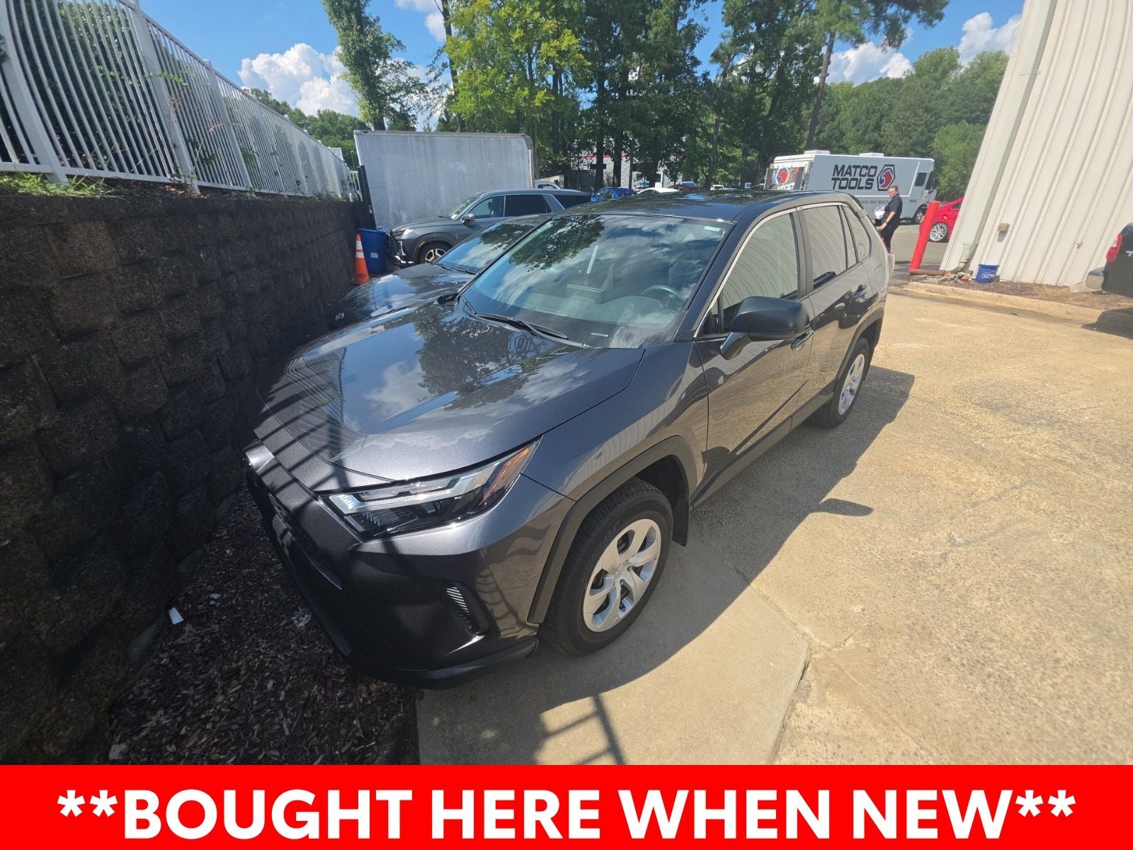 2025 Toyota RAV4 LE