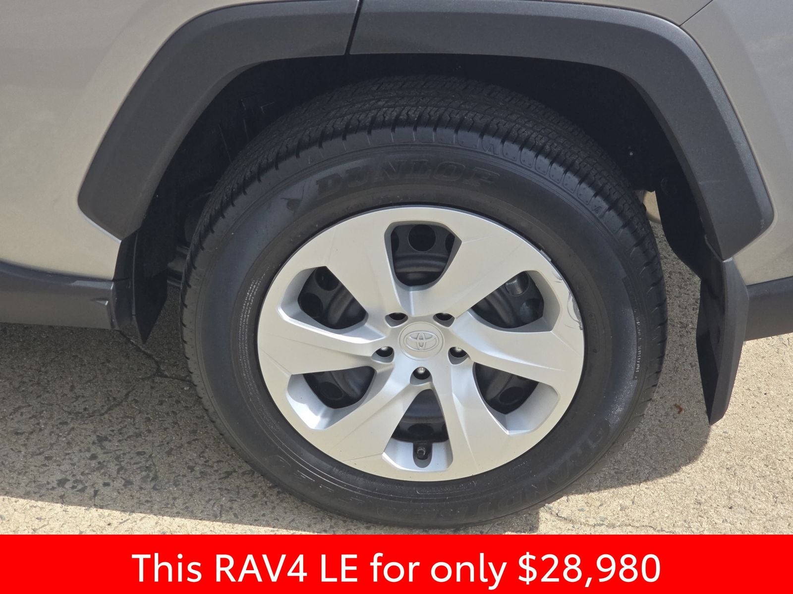 2024 Toyota RAV4 LE