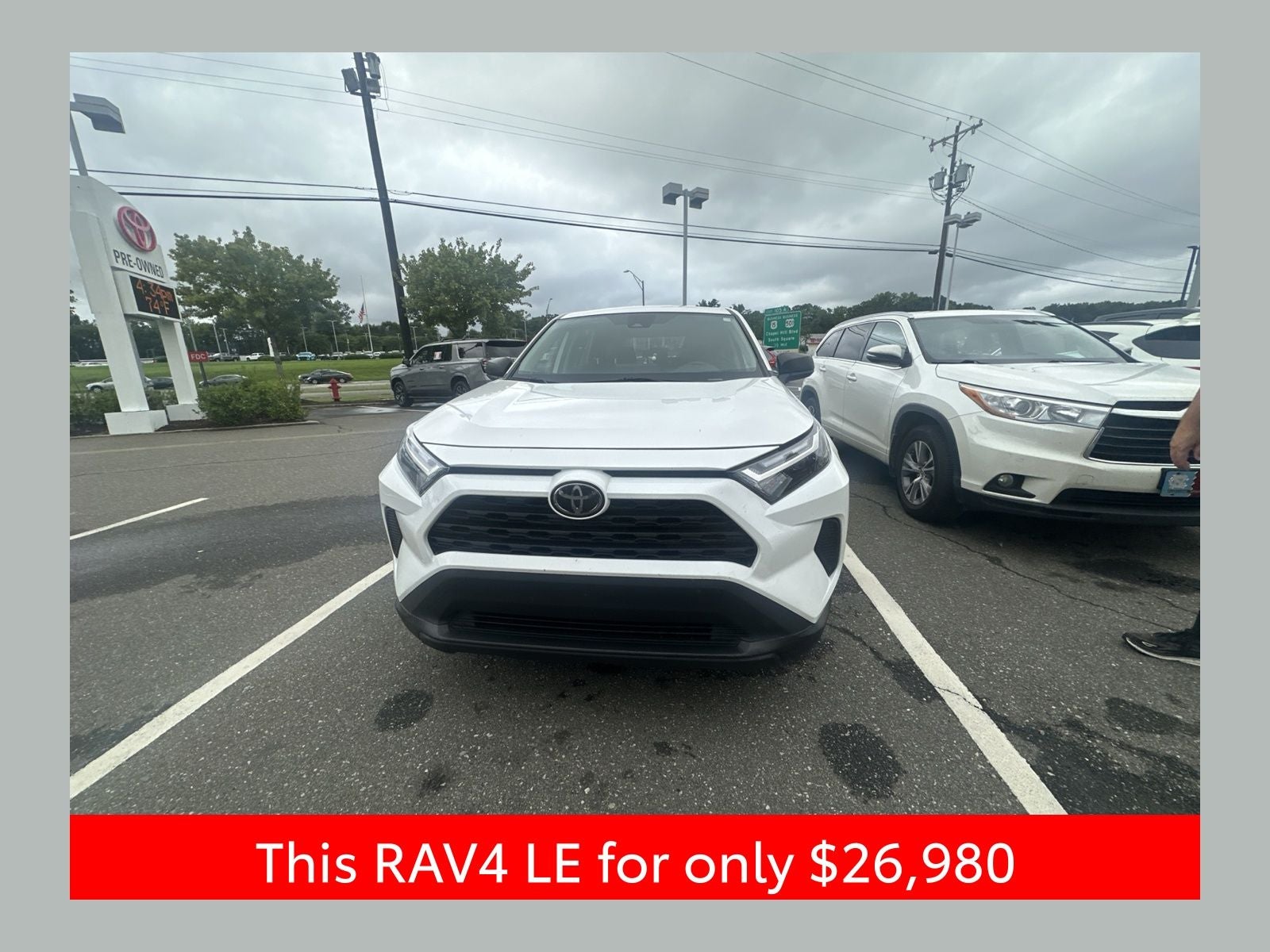 2023 Toyota RAV4 LE